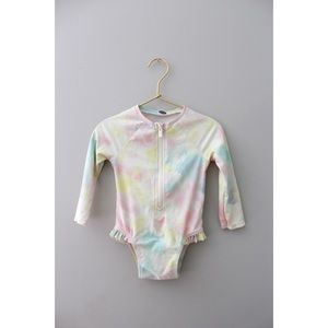 • OLD NAVY GIRLS TIE DYE RASH GUARD 18-24 MO •